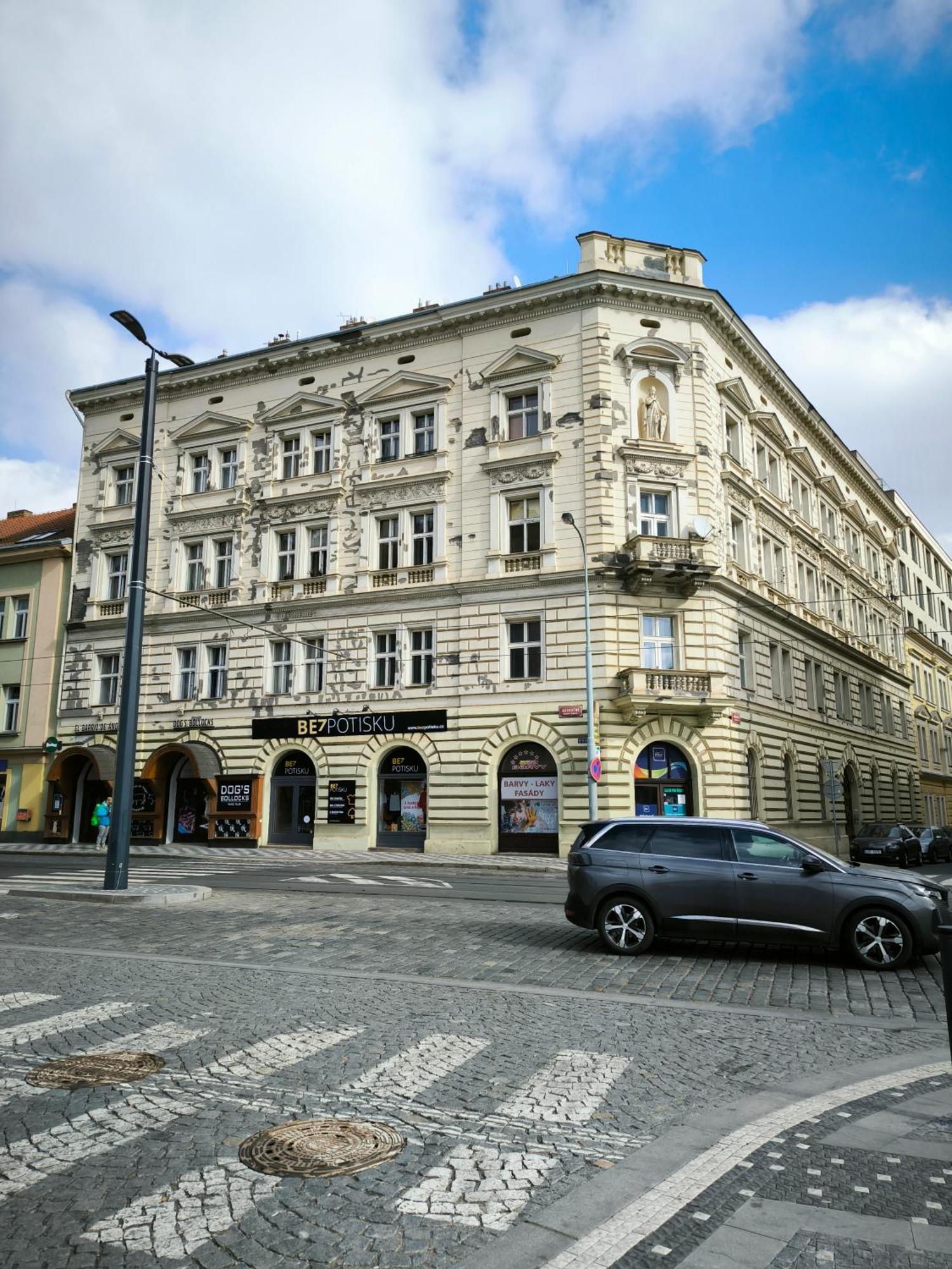 Valentinka Minutes Away From Charles Bridge Apartment Prague Luaran gambar